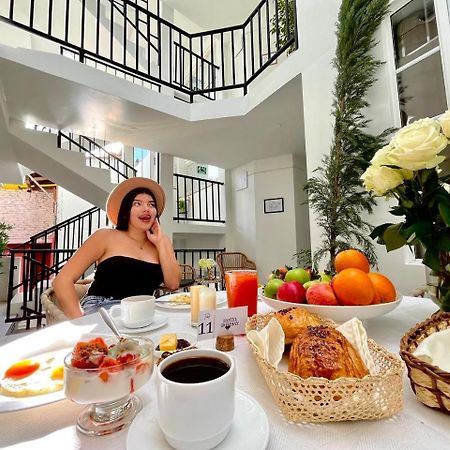 Hotel Bombay Baños Екстериор снимка