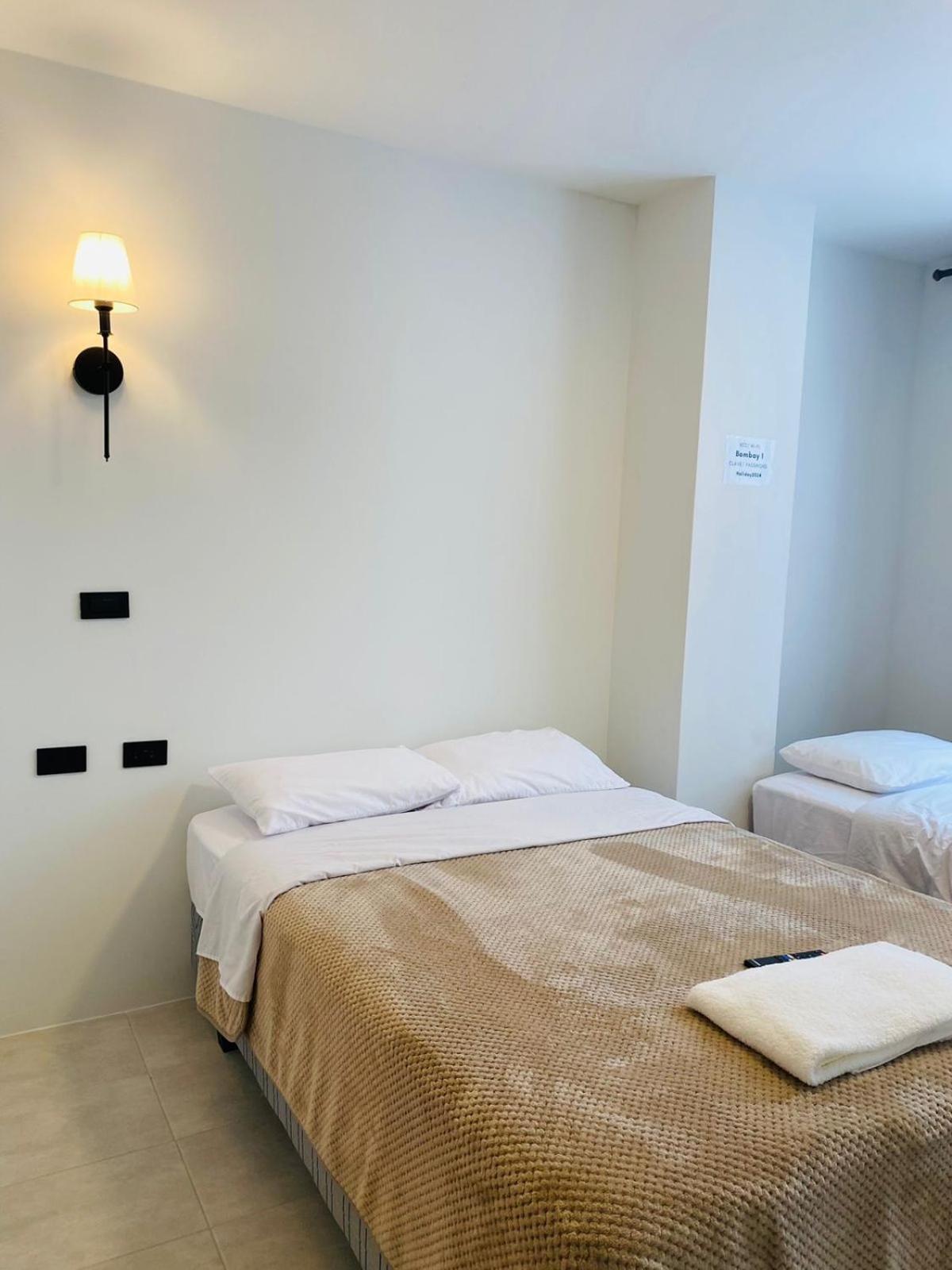 Hotel Bombay Baños Екстериор снимка