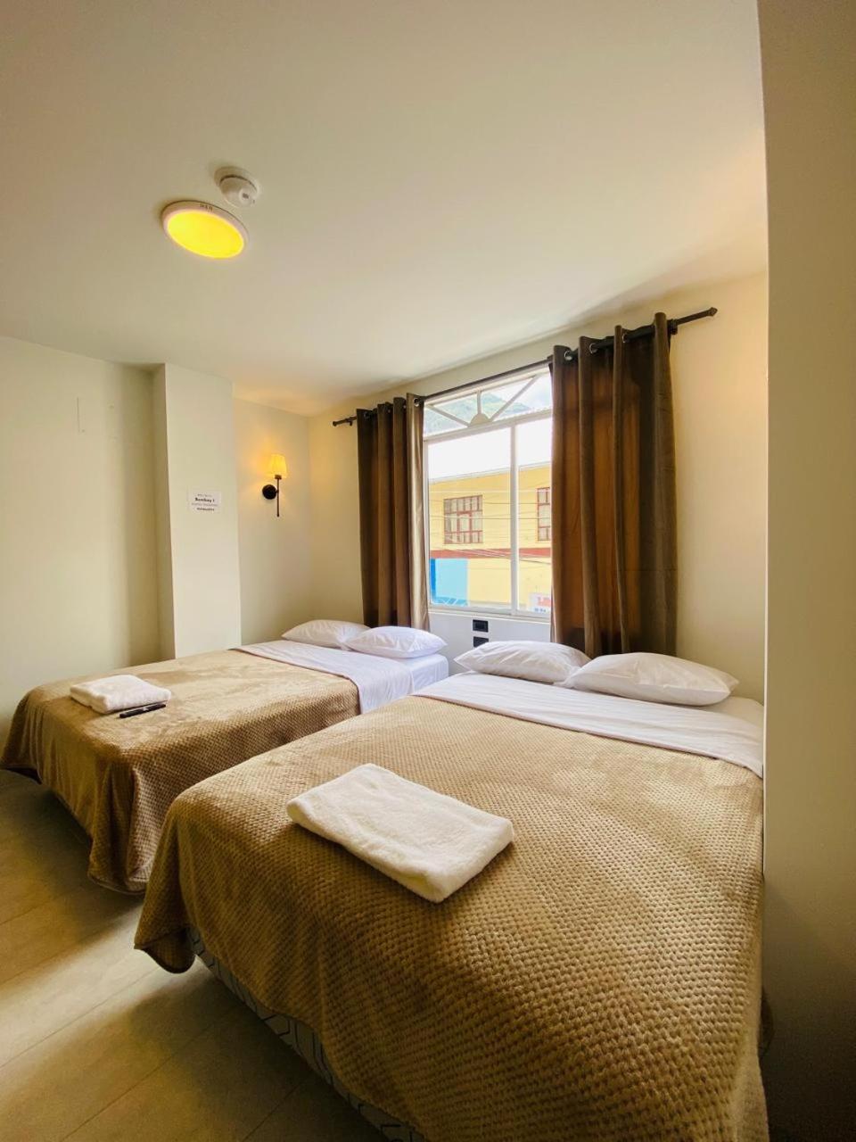 Hotel Bombay Baños Екстериор снимка