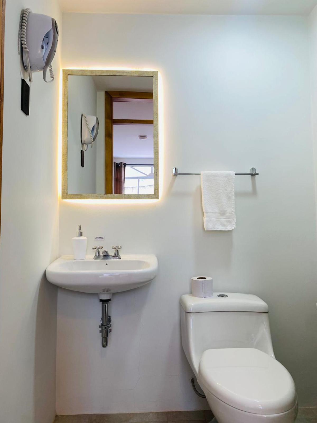 Hotel Bombay Baños Екстериор снимка