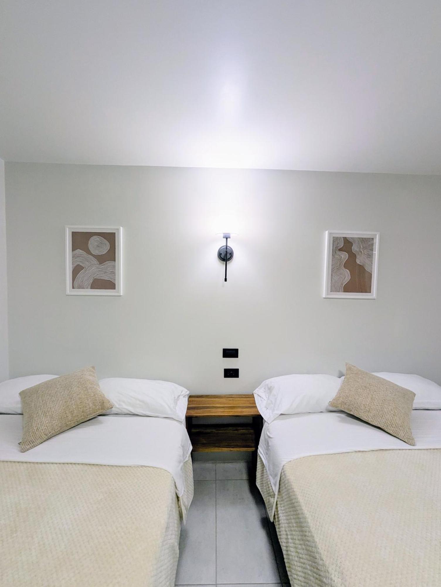 Hotel Bombay Baños Екстериор снимка