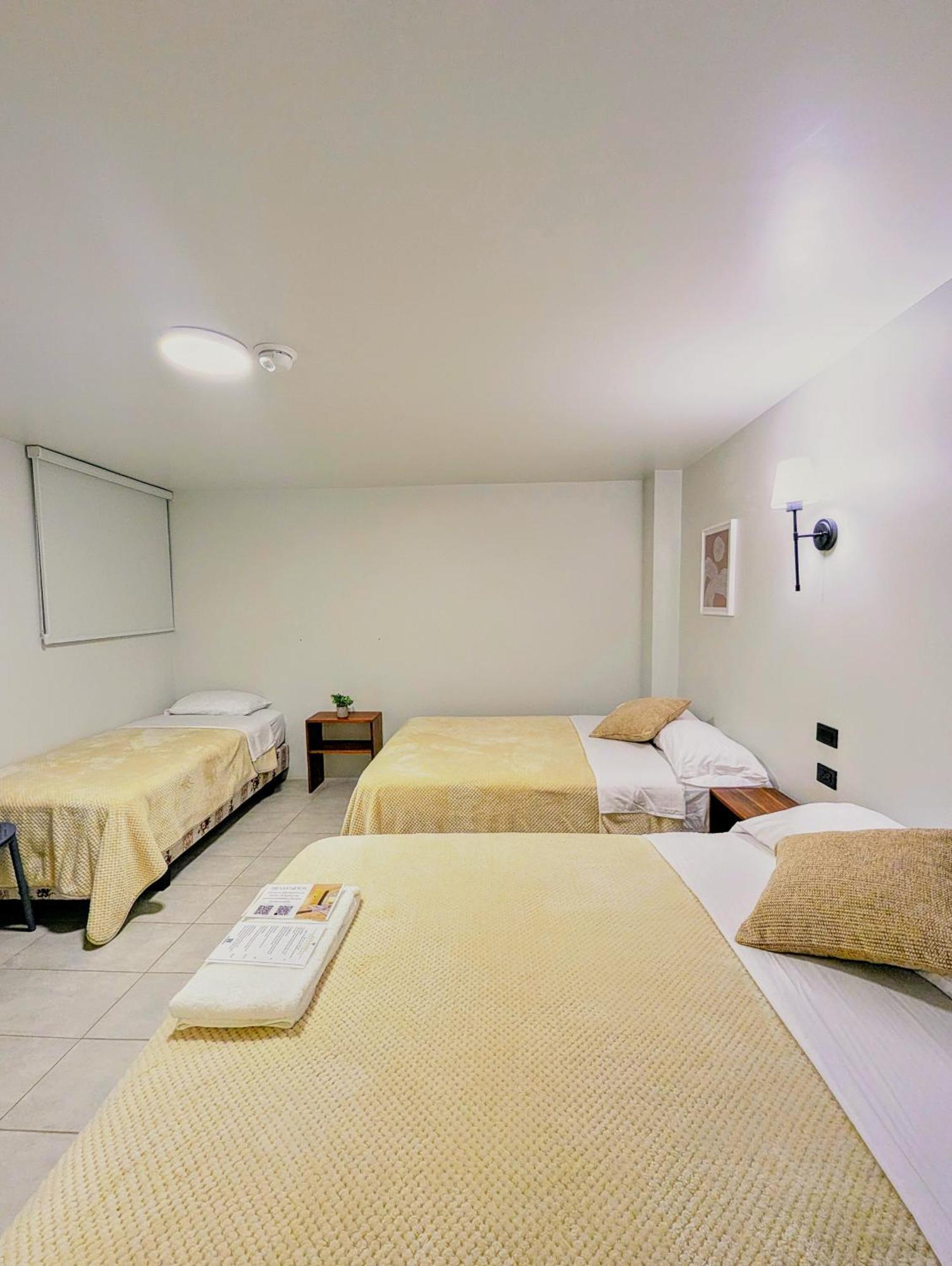 Hotel Bombay Baños Екстериор снимка