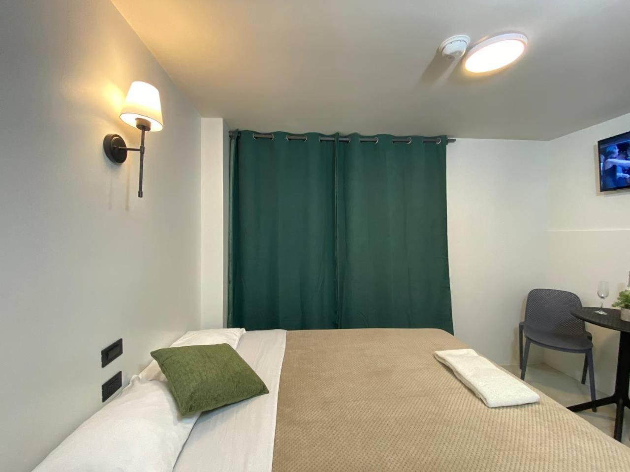 Hotel Bombay Baños Екстериор снимка
